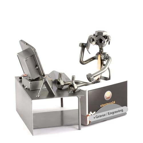 Steelman24 I Schraubenmännchen PC-Pause mit Visitenkartenhalter und persönlicher Gravur I Made in Germany I Handarbeit I Geschenkidee I Stahlfigur I Metallfigur Steelman24 I Schraubenmännchen PC-Pause mit Visitenkartenhalter und persönlicher Gravur I Made in Germany I Handarbeit I Geschenkidee I Stahlfigur I Metallfigur von Steelman24