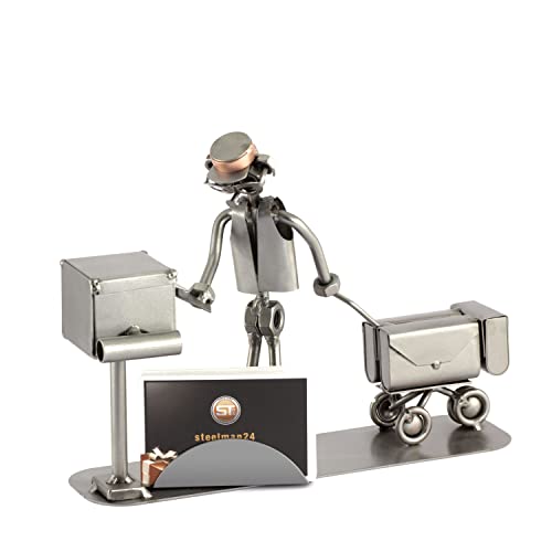 Steelman24 I Schraubenmännchen Postbote Mit Visitenkartenhalter I Made in Germany I Handarbeit I Geschenkidee I Stahlfigur I Metallfigur I Metallmännchen von Steelman24