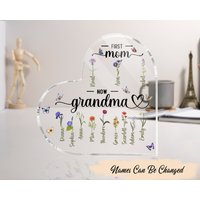 Personalisierte Erste Mama, Jetzt Oma Herz Acryl Plakette, Valentinstag Geschenk, Nana Geschenke, Muttertagsgeschenk, Geburtsmonat Blumen Geschenk von StefanieGiftsStore