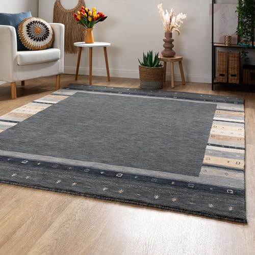 Steffensmeier Gabbeh Teppich Zagros | Wolle, Bordüre Grau Beige, Größe: 200x300 cm Kurzflor Teppich für Wohnzimmer, Ethno Look Steffensmeier Gabbeh Teppich Zagros | Wolle, Bordüre Grau Beige, Größe: 200x300 cm Kurzflor Teppich für Wohnzimmer, Ethno Look von Steffensmeier