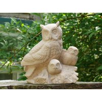 Eule Mit Nachwuchs, Figur Aus Sandstein von SteinArtManufaktur