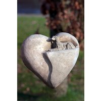 Hundeherz | Gedenkstein Für Hunde Aus Sandstein, Grabstein, Geliebtes Haustier, Handgemacht, Hochwertig Hundeherz | Gedenkstein Für Hunde Aus Sandstein, Grabstein, Geliebtes Haustier, Handgemacht, Hochwertig von SteinArtManufaktur