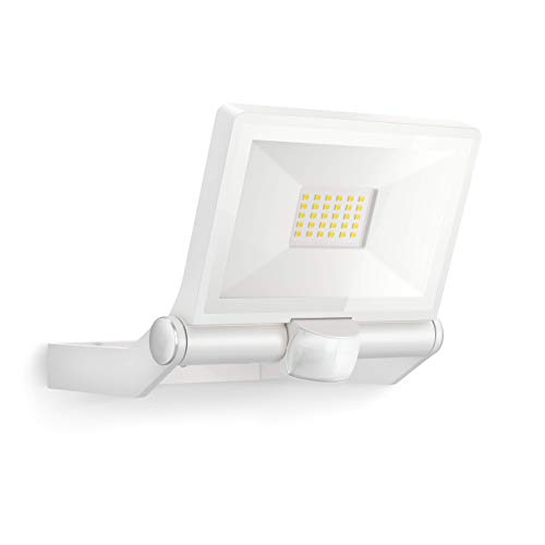 Steinel LED-Außenstrahler XLED ONE S weiß, 180°-Bewegungsmelder, 18,6 W, 2050 lm bei 3000K, Aluminium, für Zufahrt, Hof und Garten, 65256 von Steinel