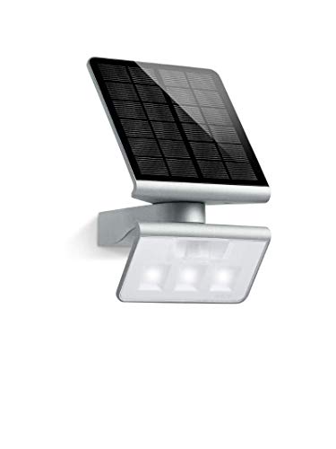 Steinel Solar-Außenleuchte XSolar L-S silber, 140° Bewegungsmelder, 8 m Reichweite, für Garten, Terrasse und Hauswand, 18.9 x 18.65 x 29.8 cm von Steinel