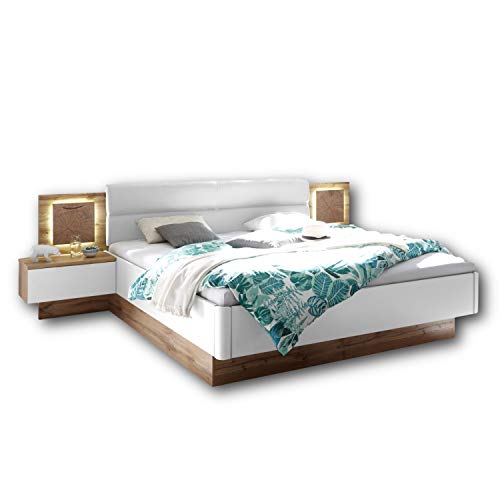 Stella Trading Capri Stilvolle Doppelbett Bettanlage mit LED-Beleuchtung 180 x 200 cm - Schlafzimmer Komplett-Set in Wildeiche-Optik, Weiß - 305 x 96 x 205 cm (B/H/T) von Stella Trading