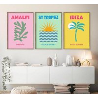 Retro Reisedruck 3Er Set, Sommer Reise Wandkunst, Bunte Poster, St Tropez Print, Ibiza Print, Amalfi Print, Gallery Wall Art Prints-S93 von StellaPosterPrint