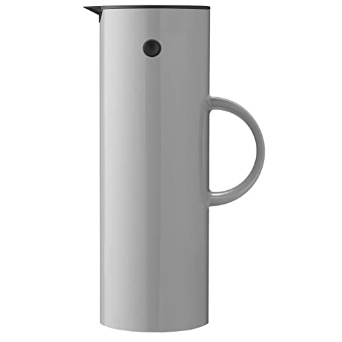 Stelton Isolierkanne EM77 - Doppelwandige Isolierkanne für heiße/kalte Getränke | Tee- & Kaffeekanne mit Glaseinsatz, Magnetverschluss, Schraubdeckel, Vintage-Design - 1 Liter, Hellgrau von Stelton