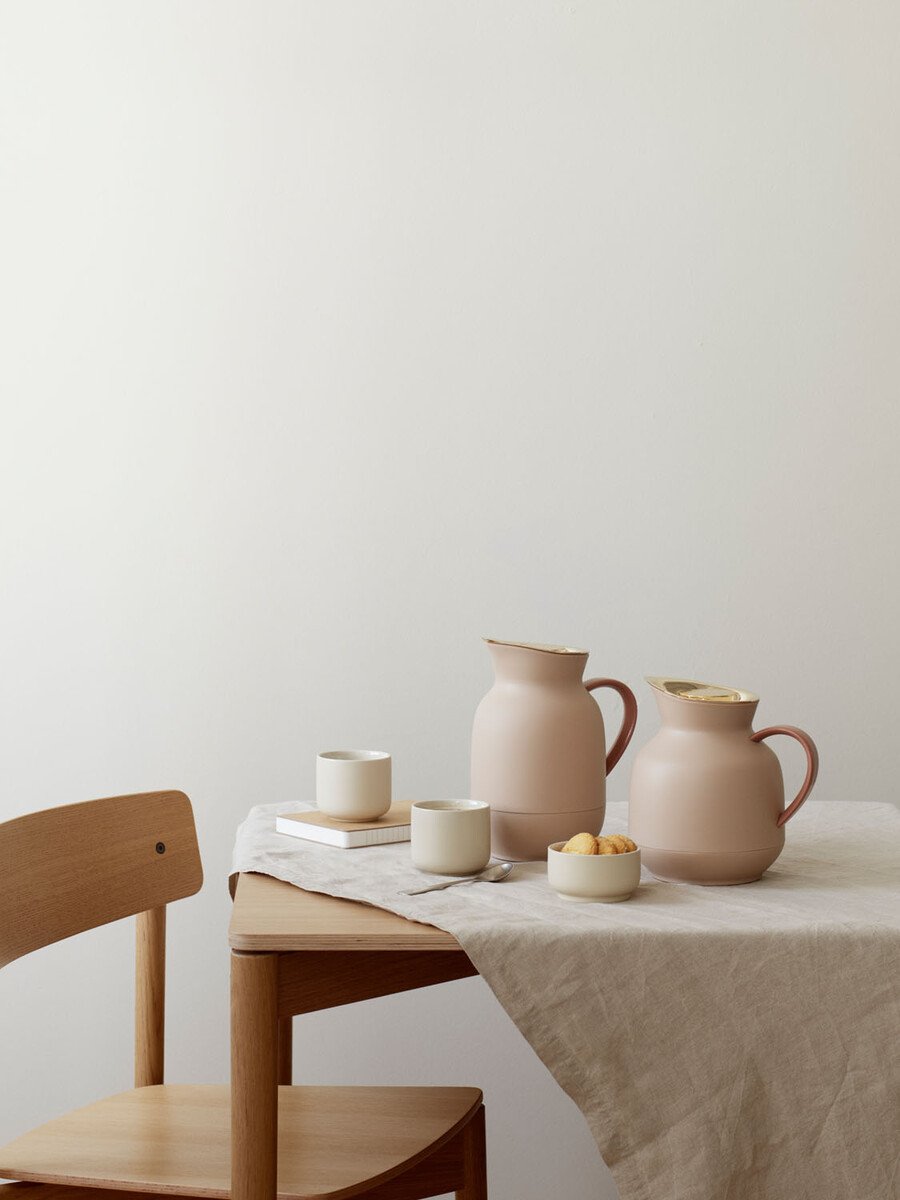 Stelton Isolierkanne 1,0 l Amphora Kaffee Soft Peach von Stelton