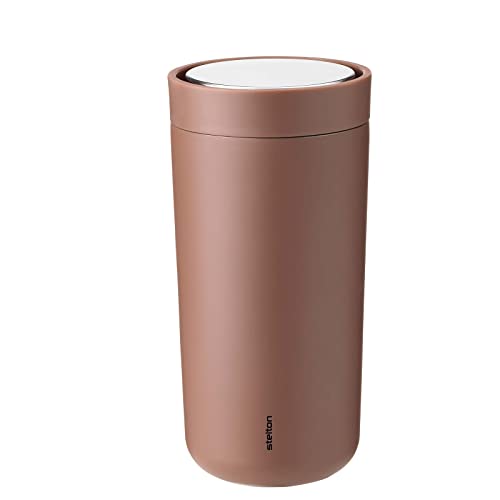 Stelton To-Go Click - Thermobecher, doppelwandige Isolierflasche - Rostfreier, auslaufsicherer Kaffeebecher/Teebecher mit Smart-Click-Deckel - Heiße & kalte Getränke - 0,4 Liter, Farbe: soft rust von Stelton