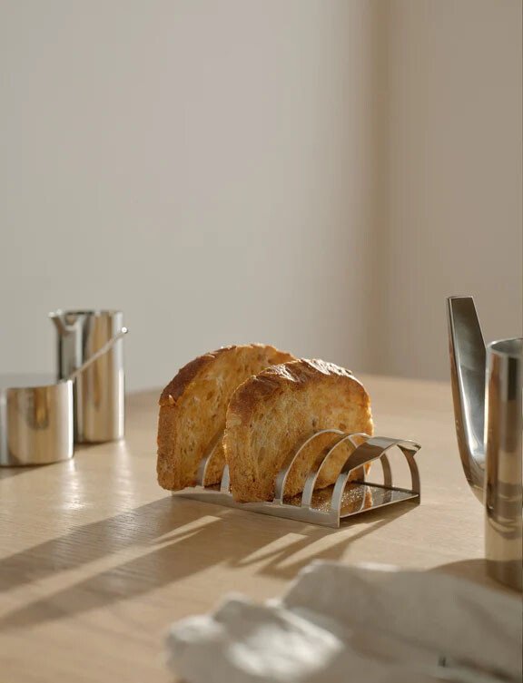 Stelton Toasthalter 16 cm Arne Jacobsen edelstahl von Stelton