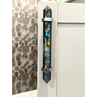 Labradorit Griff Kleiderschrank Pulls Fantasy Decor Custom Schrank Scheunentor Griffe Küchenschrank von StephenDEvans