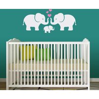 Wandtattoo Elefantenfamilie Mit Herzen Wandtattoo Elefantenfamilie Mit Herzen von StephenEdwardGraphic