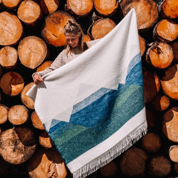 Steppenwolle Decke mit Bergmotiv & Fransen | 100% Mulesingfreie Schurwolle von Steppenwolle