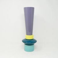 Schöne Vase Im Memphis Stil in Der Art Von Ettore Sottsass Und Nathalie Du Pasquier von StereogramVintage