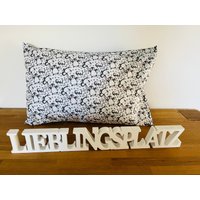 Kissenhülle Kissenbezug Kinder Pinguin 40x60cm Weiß/Grau Kissenhülle Kissenbezug Kinder Pinguin 40x60cm Weiß/Grau von SternenDesign