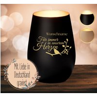 Windlicht Trauerlicht Mit Gravur - Personalisiertes Erinnerungslicht, Gedenklicht An Mama & Papa, Trostgeschenk Andenken Verstorbene Windlicht Trauerlicht Mit Gravur - Personalisiertes Erinnerungslicht, Gedenklicht An Mama & Papa, Trostgeschenk Andenken Verstorbene von Sternenstrahlen