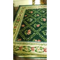 Verkauf Vintage 9 "x 12" Wolle Nadel Punkt Teppich Multi Grün Blumenmotiv Rosa Rosen Blaue Blumen Schöner Handgemachter Wandhalter von Stevistuff