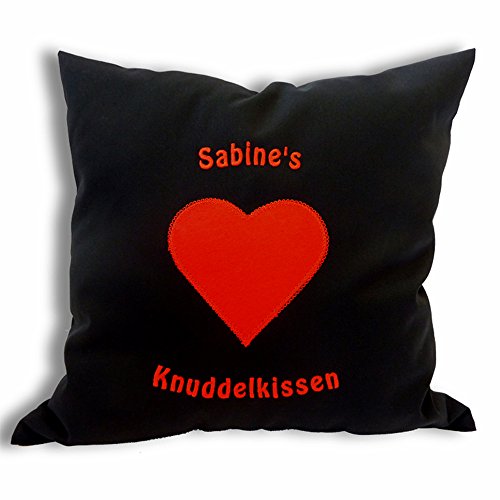 Stickerei Hartl Knuddelkissen mit Herz aus Filz und Name Bestickt, knuddeliges Kissen, personalisiertes stylisches Kissen, individuell Bestickt Name weichem Filzherz und Knuddelkissen von Stickerei Hartl