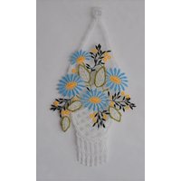 Stickereien Plauen Fensterbild "Blumenampel" von Stickereien Plauen