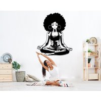 Afro Girl Yoga Wandtattoo Meditation Dekor Art Namaste Chakra Lotus Wand Kunst Geschenke Frau Mädchen Inspirierende Aufkleber Seele Buddha 3897Er von StickersanddecalsArt