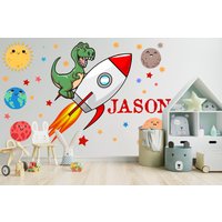 Name Dinosaurier Rakete Stern Wandtattoo-Space Cute Planets Aufkleber-Personalisierter Pflanze Dino Vinyl Wandtattoo 3784Er von StickersanddecalsArt