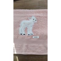 Gästehandtuch Mit Schaf, Kuschelschäfchen, Personalisiert von Stickkiste