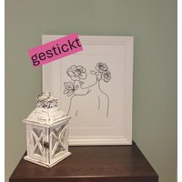 Lineart Bild Gesicht/Portrait /Face Mit Rose Von Hand Gestickt Lineart Bild Gesicht/Portrait /Face Mit Rose Von Hand Gestickt von Stickmoment