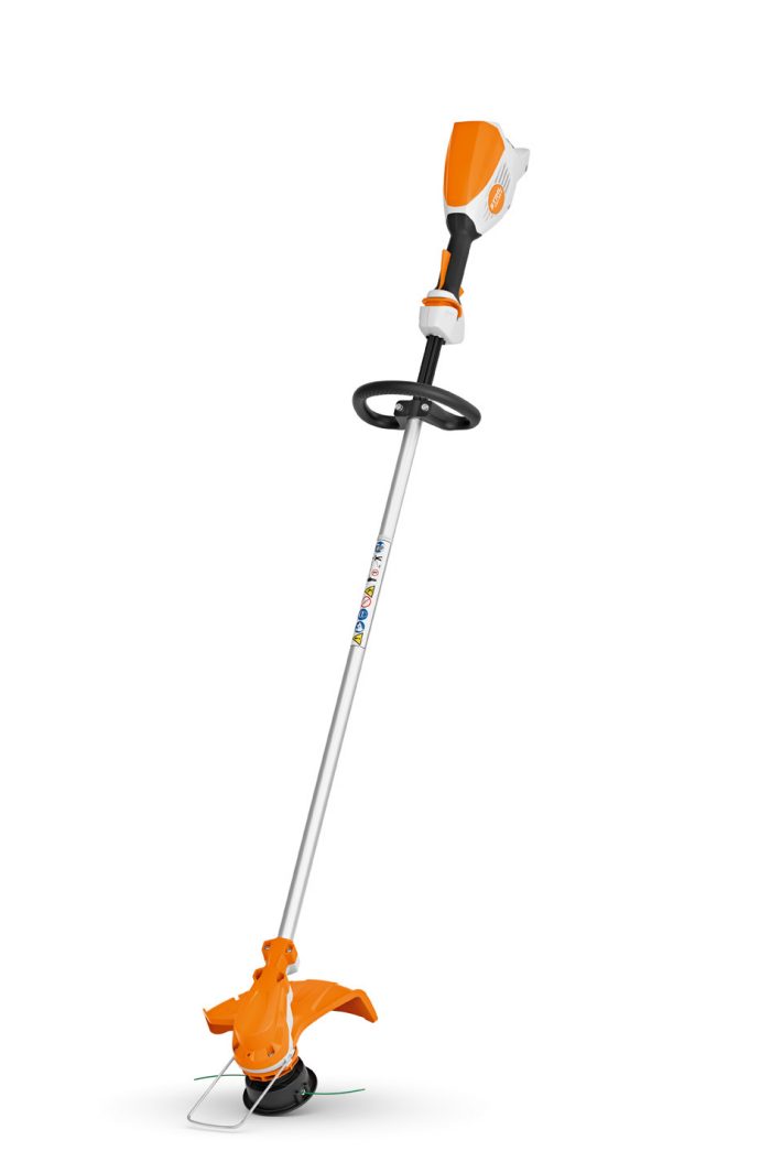 Stihl FSA 60 R Set mit Akku AK 20 und Ladegerät AL 101 Stihl FSA 60 R Set mit Akku AK 20 und Ladegerät AL 101 von Stihl