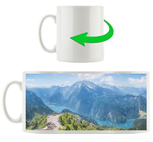 Blick vom Berg über dem Königssee in Bayern Kunst Buntstift Effekt, Motivtasse aus weißem Keramik 300ml, Tolle Geschenkidee zu jedem Anlass. Ihr neuer Lieblingsbecher für Kaffe, Tee und Heißgetränke von Stil.Zeit