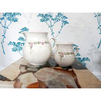 Zwei Vintage Keramik Milchkännchen von StilFeel
