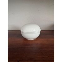 Deckeldose Von Kpm Reinweiß Deckeldose Von Kpm Reinweiß von StilRaumDesign