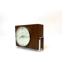 stunning Minimalist Mid Century Teak Chrome Desk Clock By Junghans Ato Mat Max Bill Age von StilelementeGALLERY