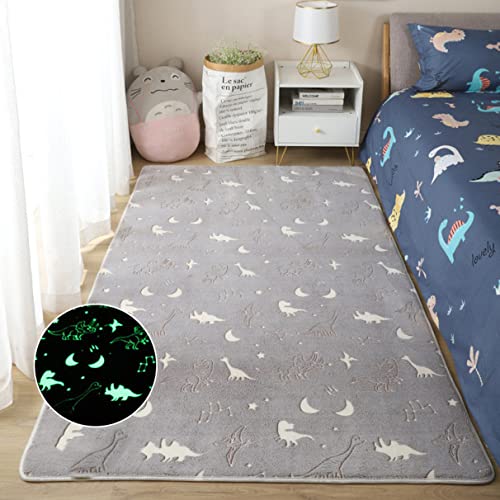 Leuchtend Kinderteppich Wohnzimmer Dekorative rutschfest Spielmatte Schlafzimmer Zuhause Kindergarten Kinderzimmer Teppiche, 3D Mond,Universum,Stern,Dinosaurier Motiv (Dinosaurier,120×200 cm) von Stillshine.