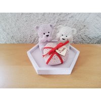 Liebevoll Gefertigte Bärchen | Beton Mit Einem Herz Plaziert Auf Dekotablett Aus Beton | Geschenk Für Seine Liebsten Wohndeko von StimmungKunterbunt