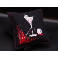 Halloween Besticktes Kissen - Quilt, Gothic Hexenhaus Stickerei, Vampir Cocktail Deko Kissenbezug, 39 X 39cm von StitchMaryArt