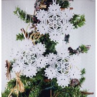 Gestickte Schneeflocken-Ornamente Aus Spitze | 3Er-Set - 10 cm von StitchedPrettiesShop