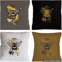 Queen Bee, Gestickt, Kissenbezug, 12 , 14 16 18 Verfügbar in Den Optionen Gold, Schwarz, Grau, Marineblau Oder Weiß, Geschenkidee von StitchnInk