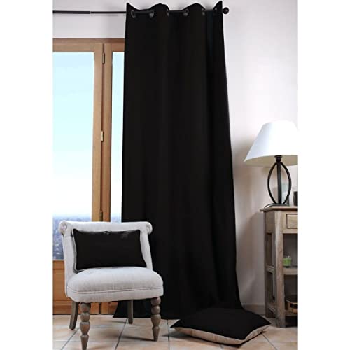 EIN Vorhang mit Ösen. von Stof