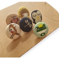 6 Reißzwecken Pins Mit Stoffknöpfe Cute Animals von StoffAtelierDesign