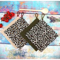 Topflappen 2Er Set, Topflappen Leopard Animal Print, Modern, Topflappen Genäht, Küchenhelfer, Geschenke Für Zuhause von StoffherzleShop