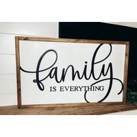 Family Is Everything Holzschild Bauernhaus Dekoration von StokesDesignShop