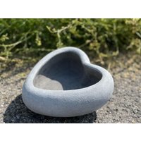 Stone & Style Pflanzherz Pflanzschale Herz Mittel Frostfest Wetterfest Steinguss von StoneandstyleDE