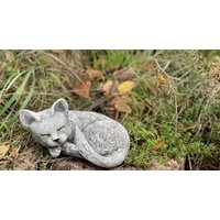 Stoneandstyle Steinfigur Katze Leonie Frostfest Gartenfigur Steinguss von StoneandstyleDE