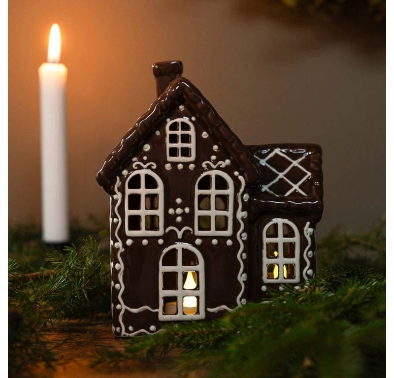 Storefactory Dekoobjekt Lichthaus Julbyn Nr 5 in braun handbemalt Storefactory Dekoobjekt Lichthaus Julbyn Nr 5 in braun handbemalt von Storefactory