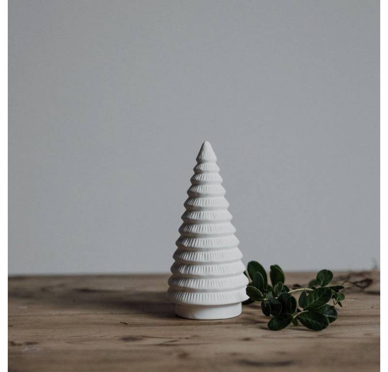 Storefactory Dekoobjekt Weihnachtsbaum Grankullen in weiß als Winterdeko von Storefactory