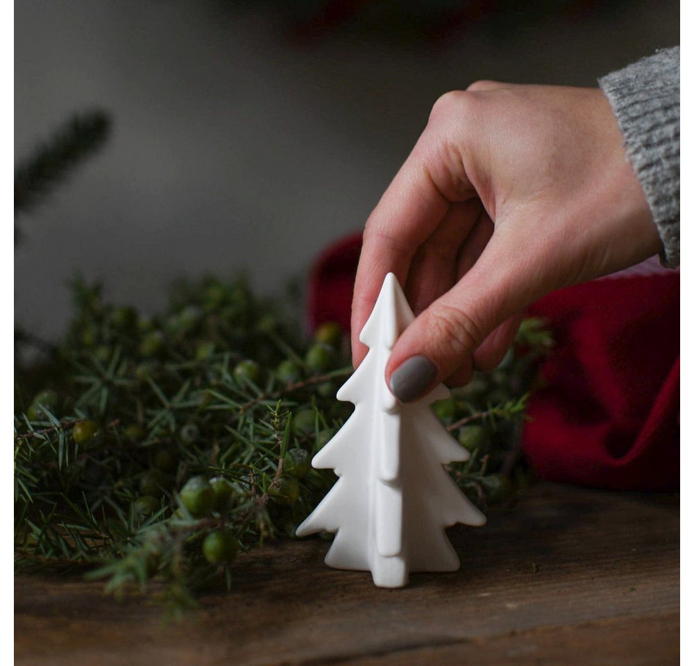 Storefactory Dekoobjekt Weihnachtsbaum Tannenbaum Granby in weiß von Storefactory