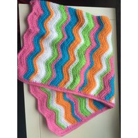 Häkeldecke - Bunter Regenbogen Zick Zack von StoryBlankets