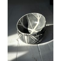Große Handgefertigte Keramikschale - Geometrisch Anthrazit-Grau von StrangeJoyStudio