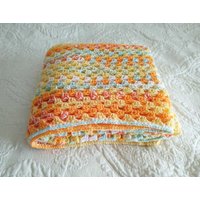 Weiche Häkeldecke - Orange Gelb Grün Weiß Lacy Knit Lappenwärmer Warme Einzelbettdecke Gemütliche Oma Quadrat Sofa Überwurf Afghan von StrangelyMagical