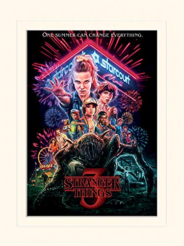 Stranger Things Poster + Passepartout, 30 x 40 cm, 3 (Summer of 85) von Stranger Things